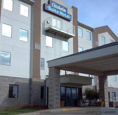 Chisholm Suite Hotel - featured photo
