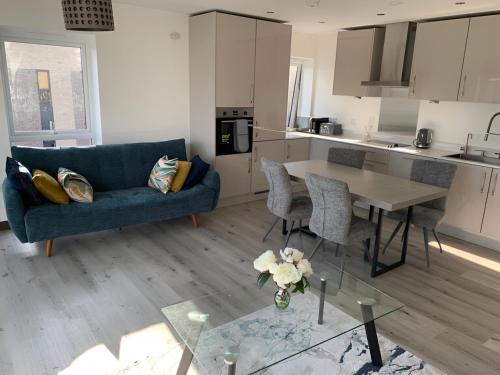Raphvin Apex Abode Two Bedroom Apartmentparking 19511169 — Harlow