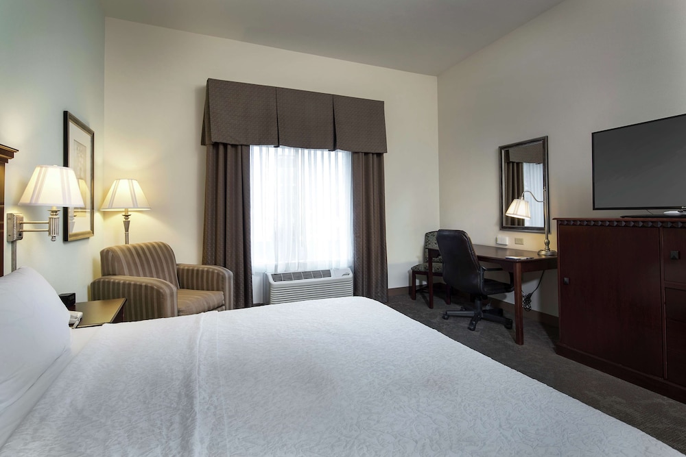 Hampton Inn & Suites Prescott Valley - photo 24
