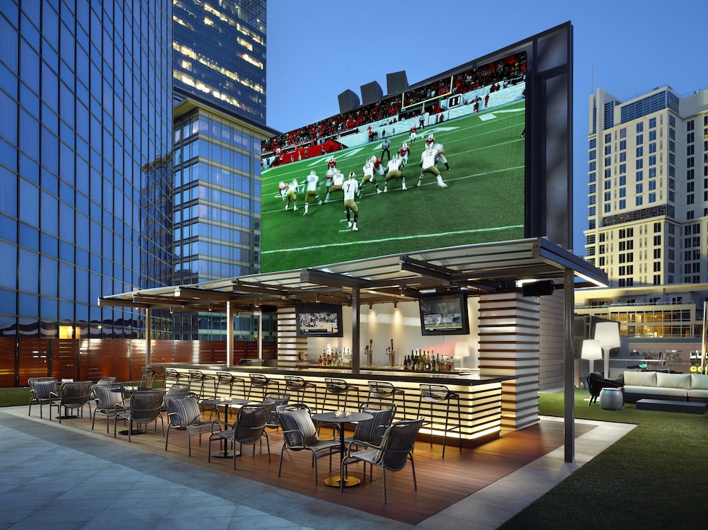 Omni Charlotte Hotel - photo 2