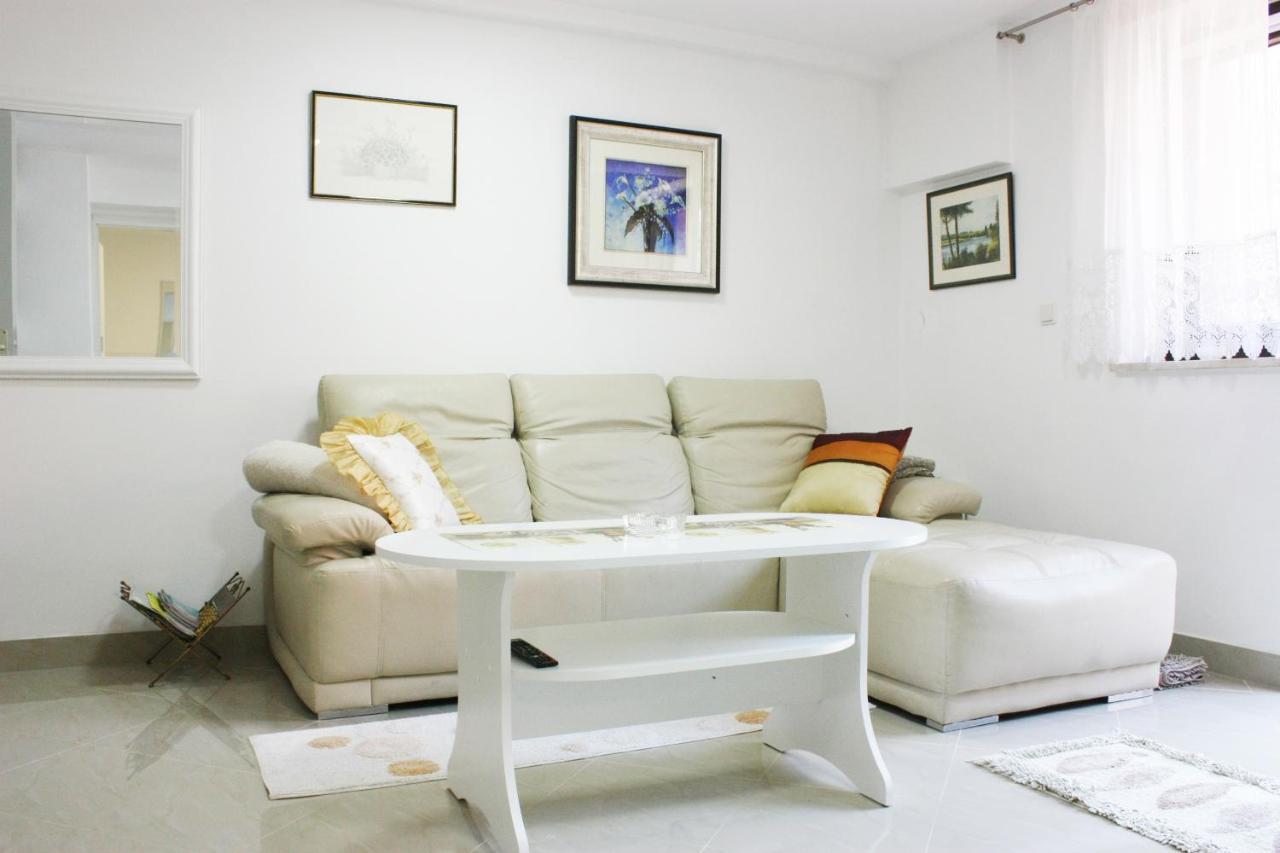 Apartman Maksimir Relax Zagreb 75m2 — 4-Star Luxury Hotel in Zagreb, Croatia