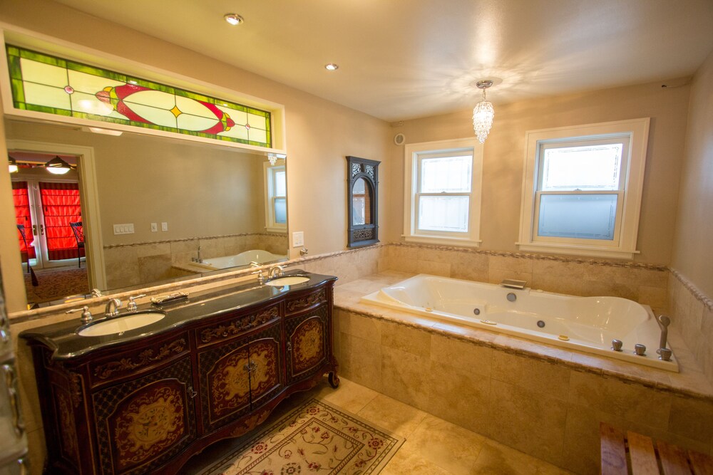 The Villa Bed & Breakfast - photo 54