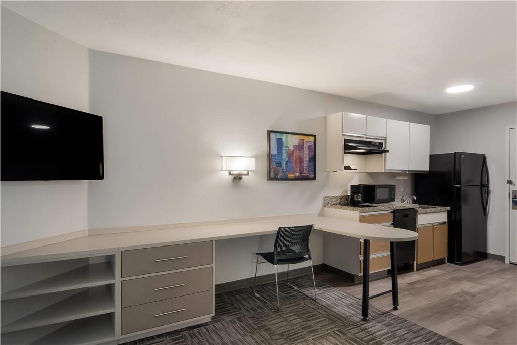 MainStay Suites Denver Tech Center — hotel in Centennial