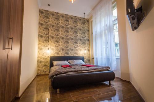 Elegant Fashionstreet Apartment — 4-Star Luxury Hotel in Budapest, Hungary