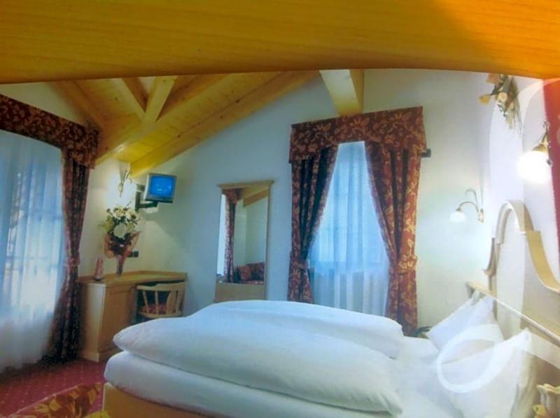 Hotel Pordoi in Livinallongo Del Col Di Lana, Italy