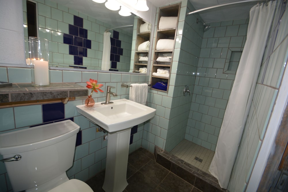Lariat Motel - photo 23