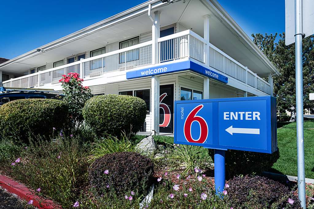 Motel 6 Reno Airport Sparks - featured photo