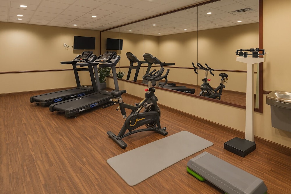 Stay USA Hotel & Suites - photo 12