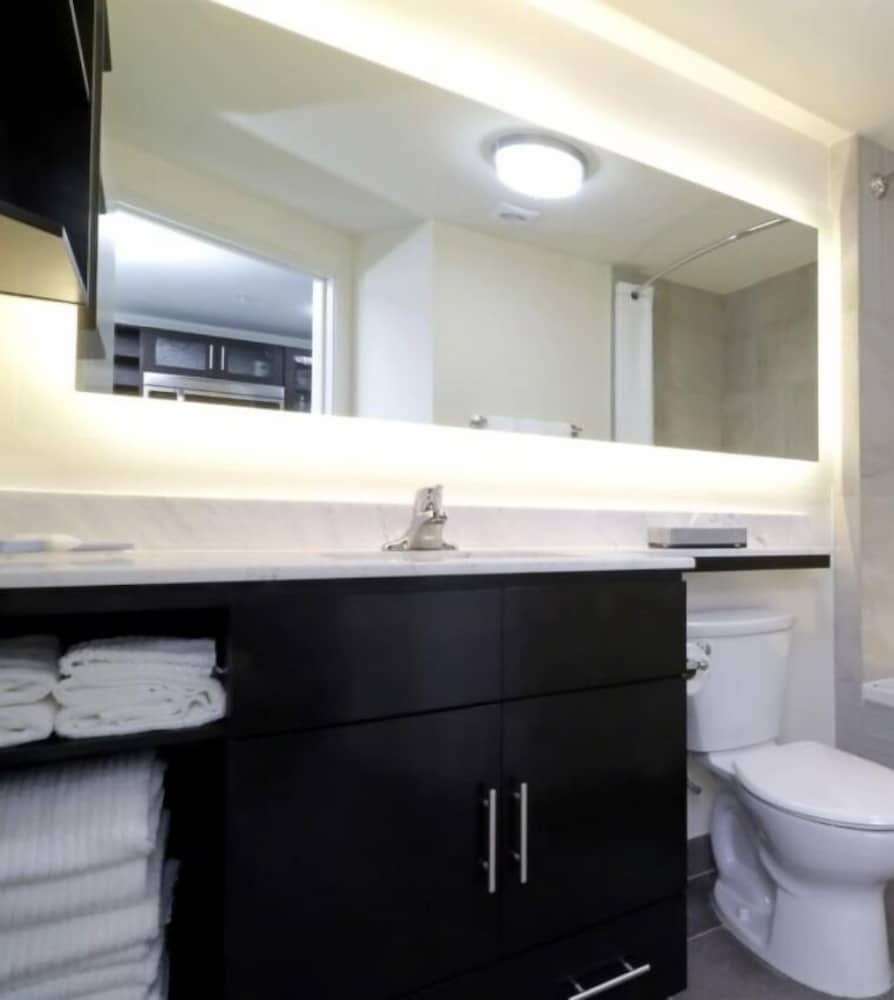 Candlewood Suites Portland Airport by IHG - photo 47