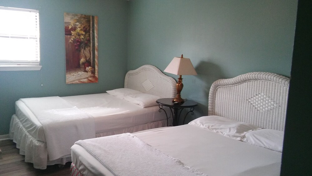 Pineapple Villas on Laguna Beach - photo 12