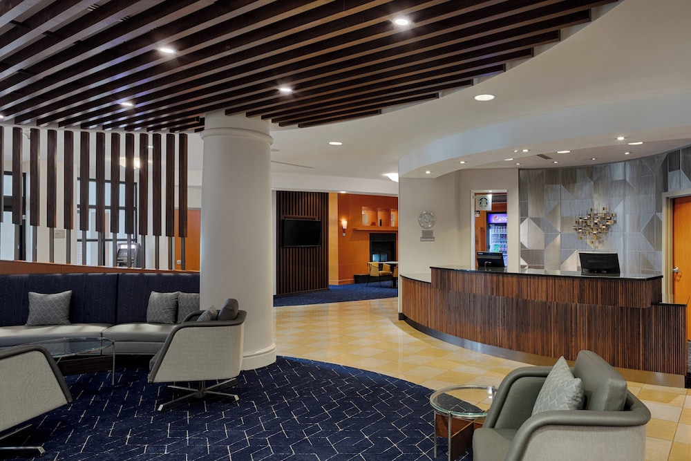 Courtyard by Marriott Springfield Downtown - photo 3