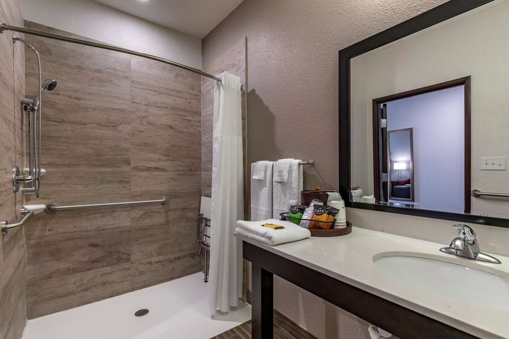Best Western Plus Big Lake Inn - photo 23