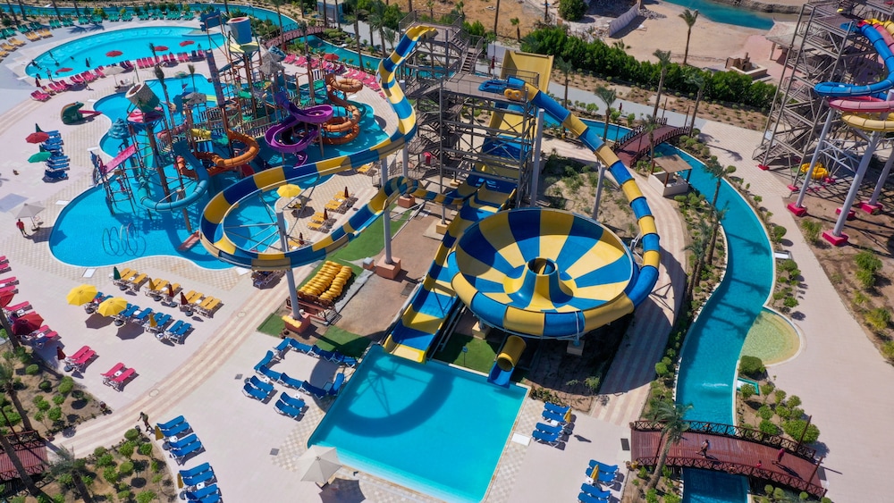 Golden Paradise Aqua Park City