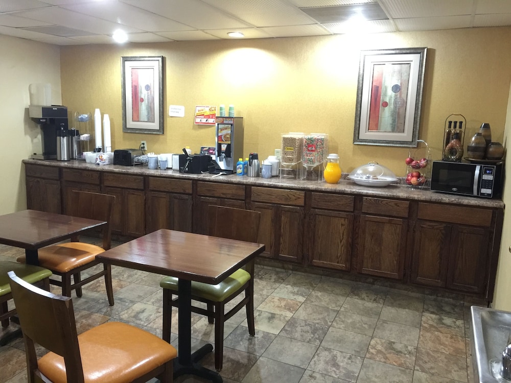 Fairview Inn & Suites - photo 20
