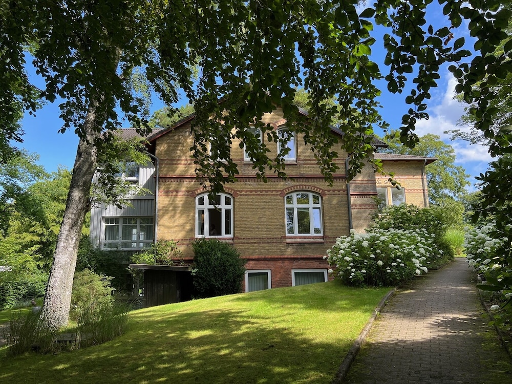 Aarskogs Boutique Hotel - carbon neutral hotel in Gluecksburg