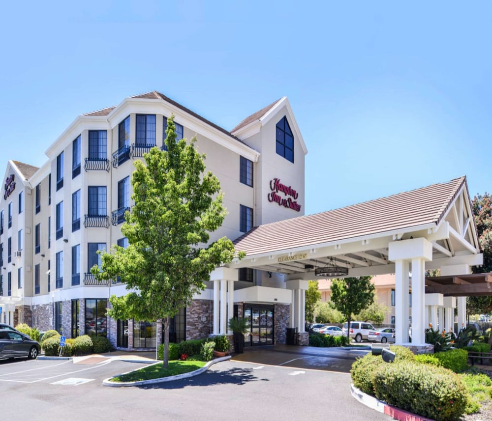 Hampton Inn & Suites San Francisco Burlingame Airport South - photo 59
