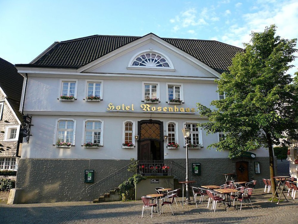 Hotel Rosenhaus Garni — Velbert