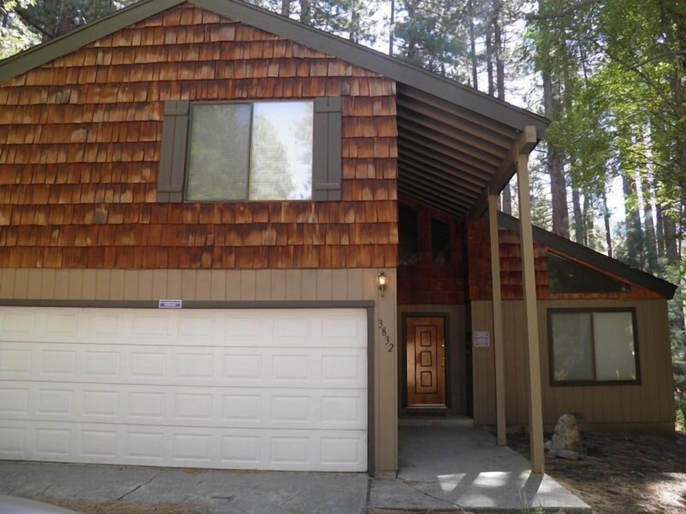 3832 Regina Rd. - photo 24
