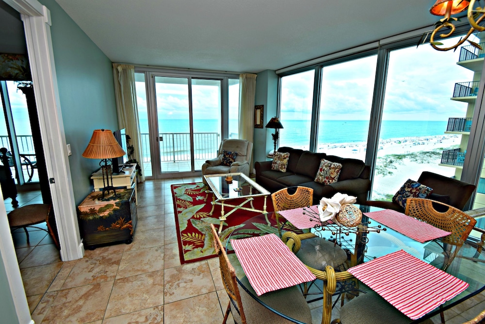 Island Tower 703 by RedAwning - featured photo