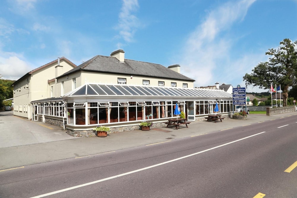 Abbey Hotel - carbon neutral hotel in Macroom
