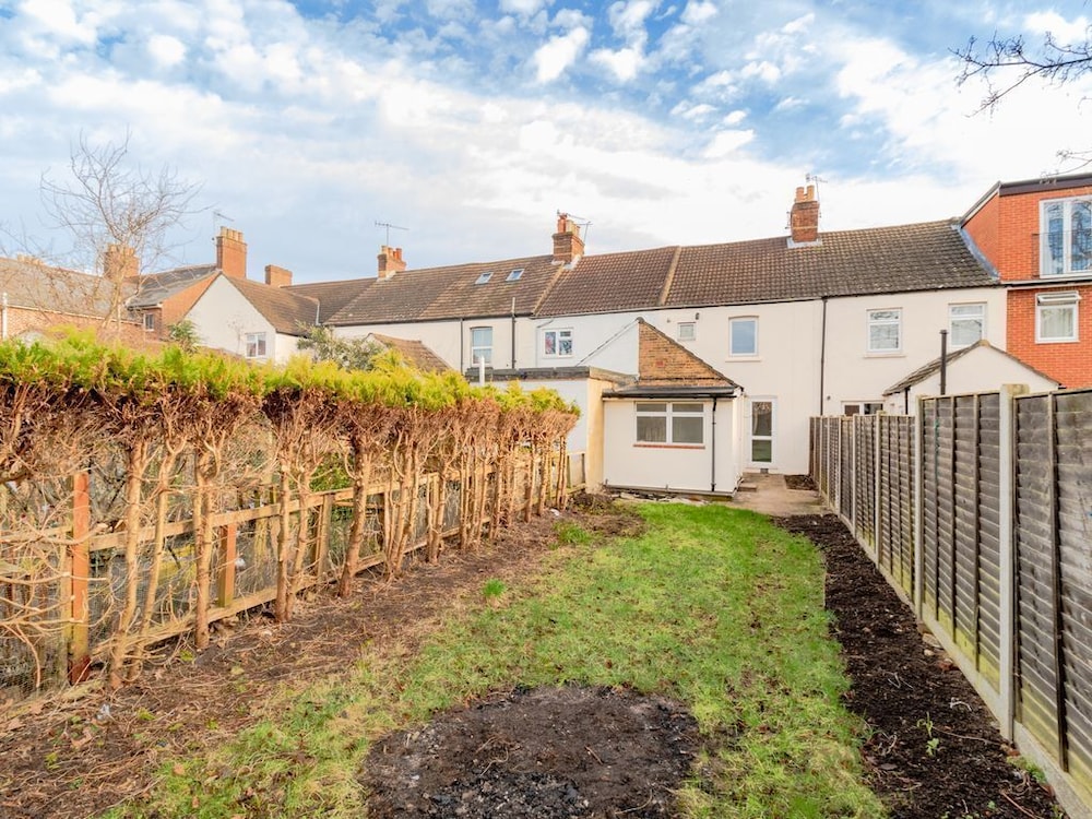 Room private Room Closer to Train Stati in Aldershot, United Kingdom