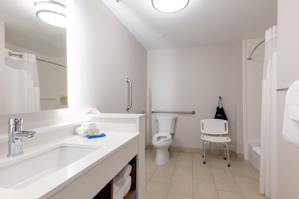 Holiday Inn Express Calhoun South by IHG - photo 23