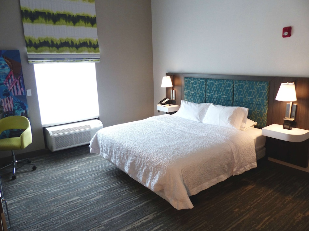 Hampton Inn Paramus - photo 9