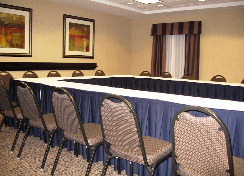 Hampton Inn & Suites Orlando John Young Pkwy S. Park - photo 26