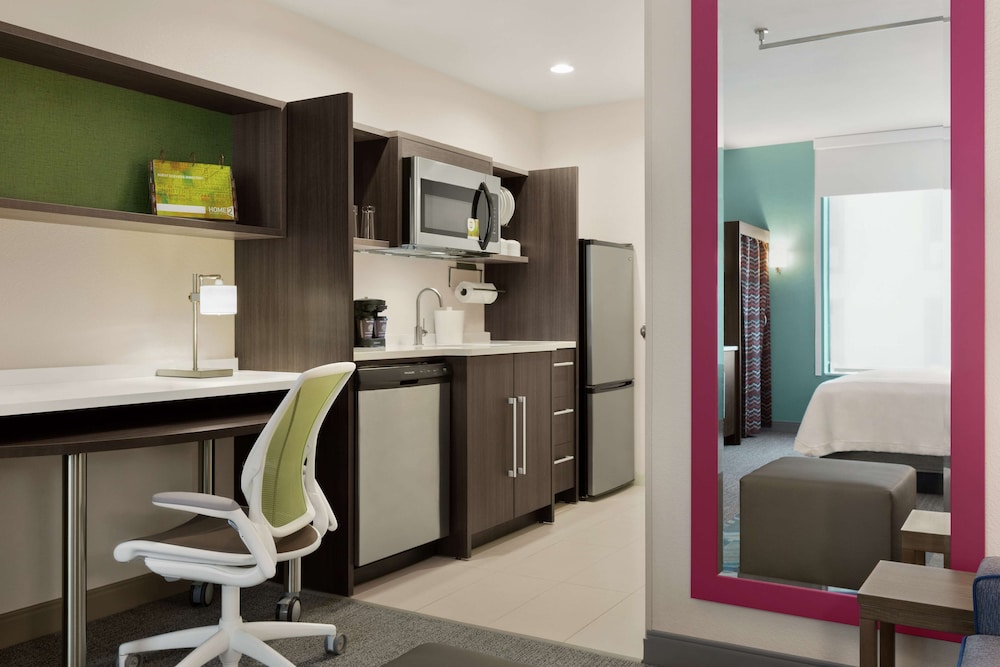 Home2 Suites by Hilton Houston Pearland - photo 14