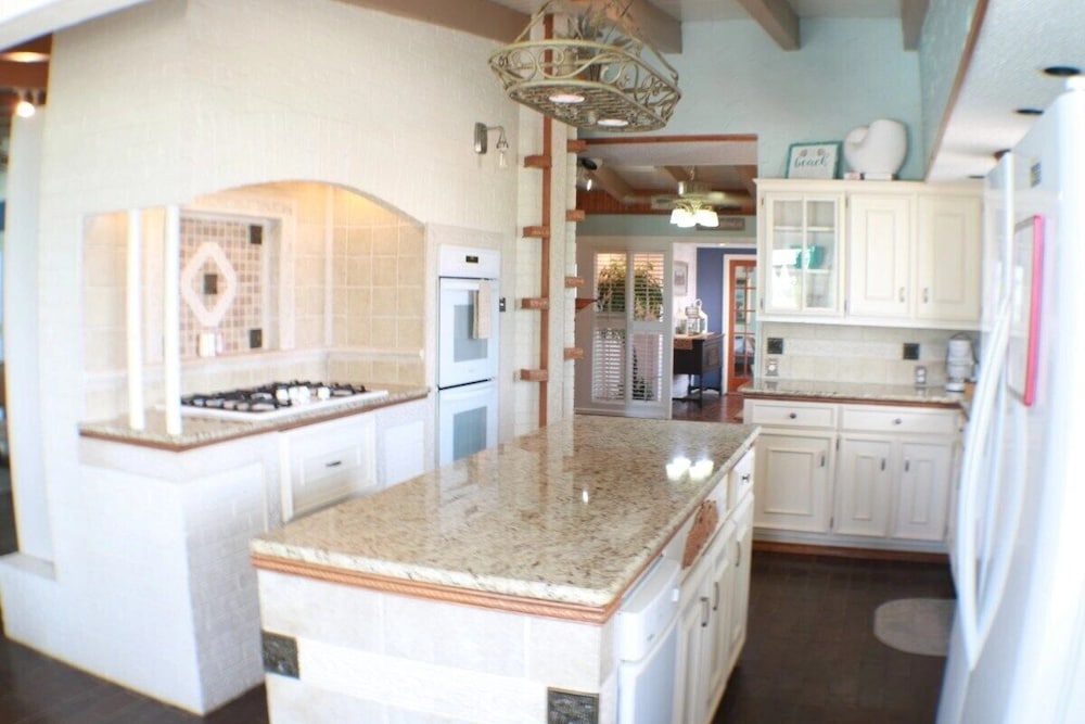 Pelican Bay Resort - photo 29