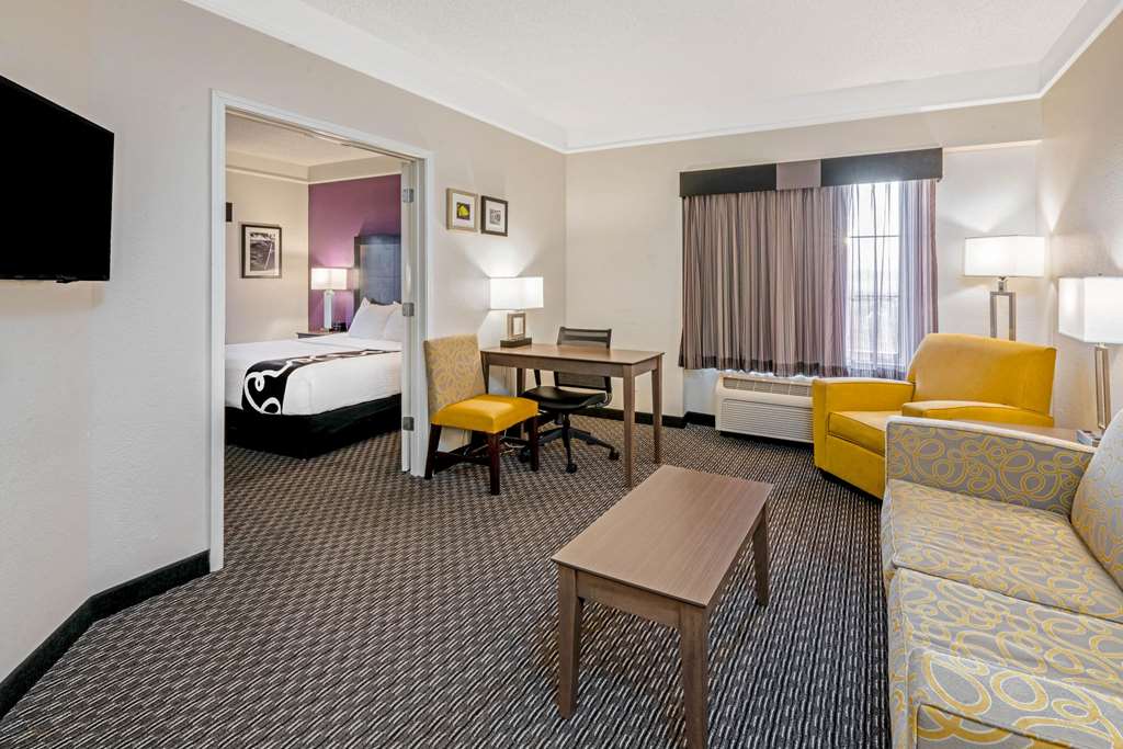 La Quinta Inn & Suites by Wyndham Orem University Pwy Provo - photo 51