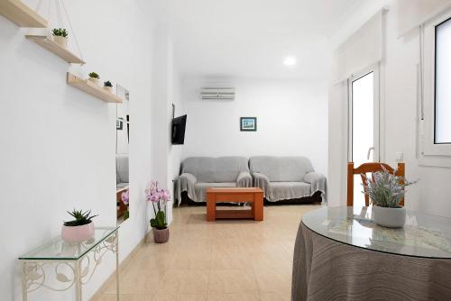 Aptº Jabega Familias Y Parejas in Conil De La Frontera, Spain