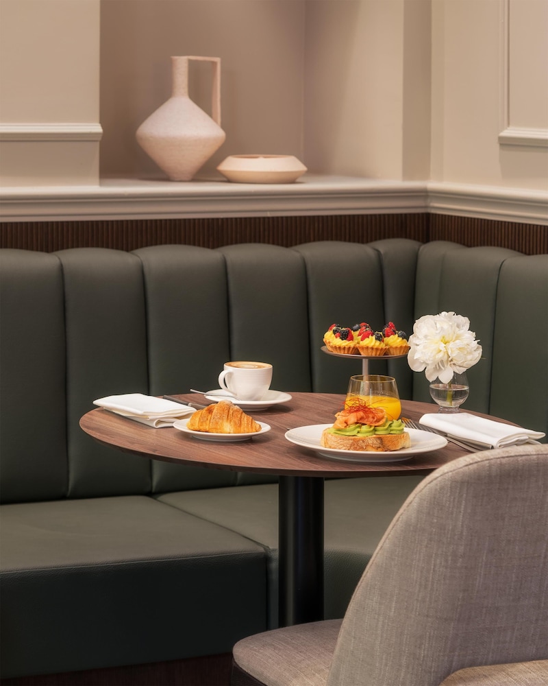 מזון ומשקאות