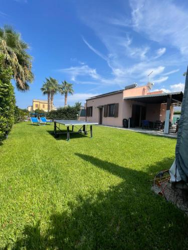 Villa con piscina privata riscaldata ad uso esclusivo vicino Cefalù — 4-Star Luxury Hotel in Lascari, Italy