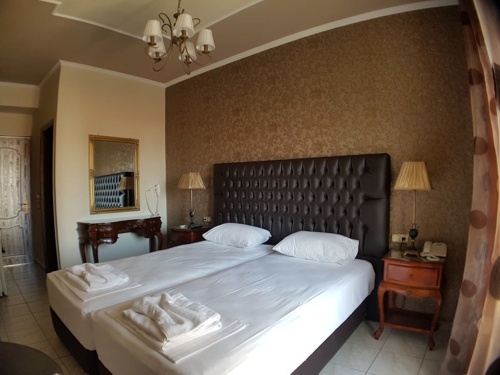 Hotel Artemision in Aidipsos, Greece