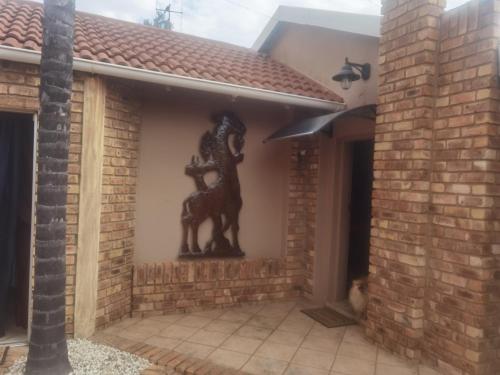 Bosveld Kuier Woonstel — 4-Star Luxury Hotel in Bela Bela, South Africa