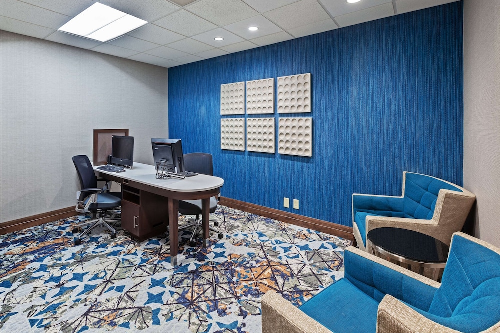 Homewood Suites by Hilton Greensboro - photo 39