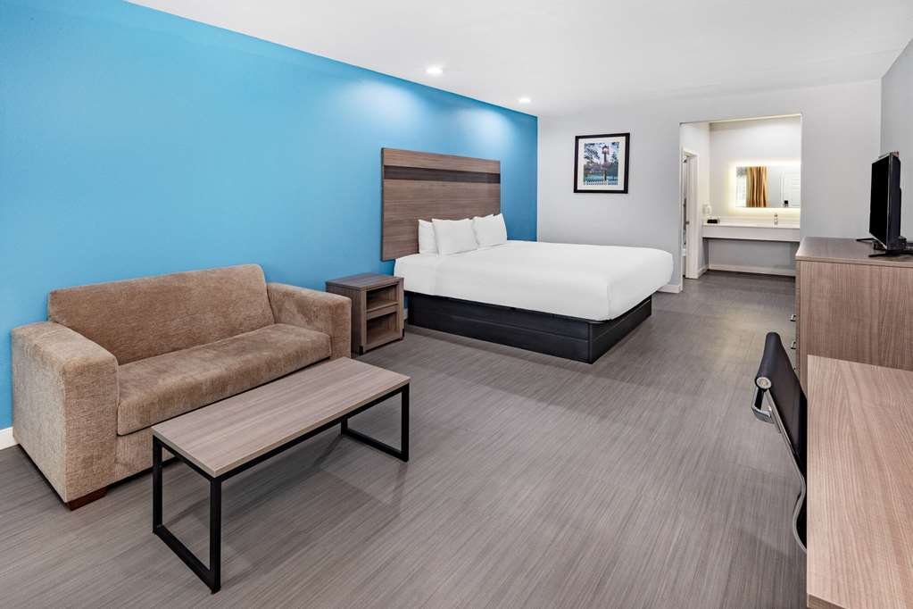 Baymont by Wyndham Freeport Texas - photo 47