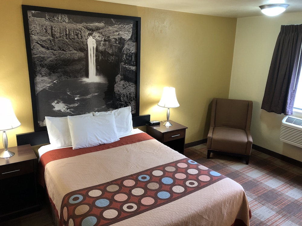 Super 8 by Wyndham Kennewick - photo 11