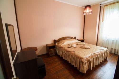 Hotel on Khmelnytskogo 8 in Kharkiv, Ukraine