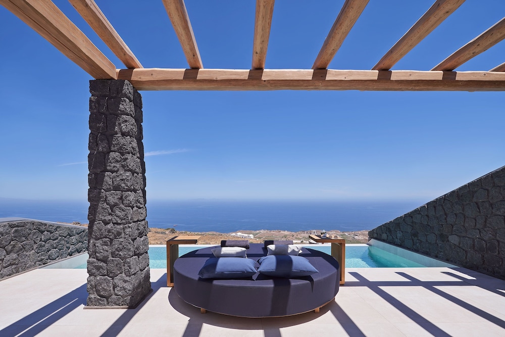 Brilliance Suites Adults Only in Fira, Greece