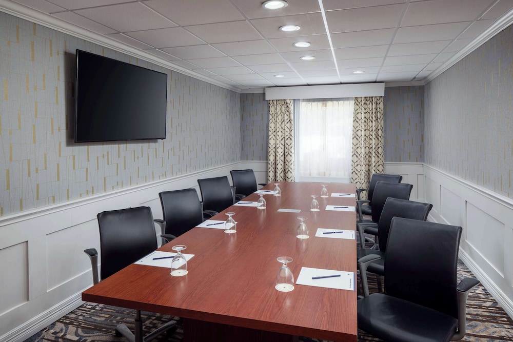 DoubleTree by Hilton Princeton - photo 40