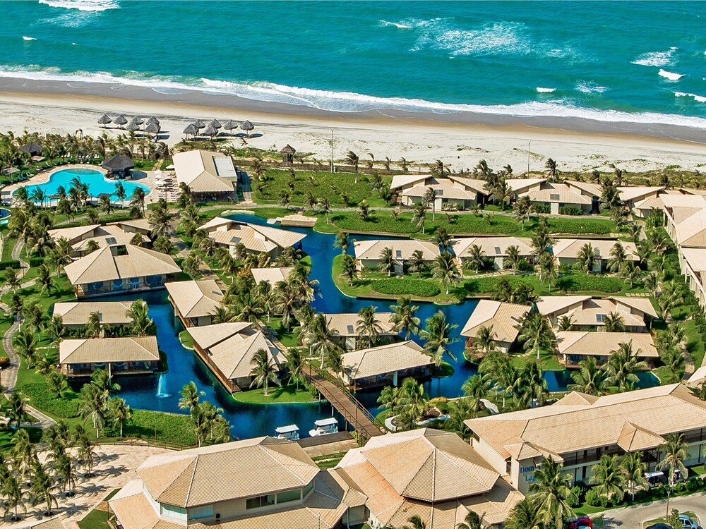 Dom Pedro Laguna Beach Resort & Golf by WAM Experience in Aquiraz, Brasil