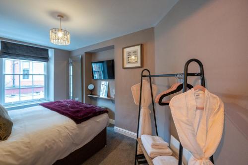 At Home Apartments — Shrewsbury — photo 5