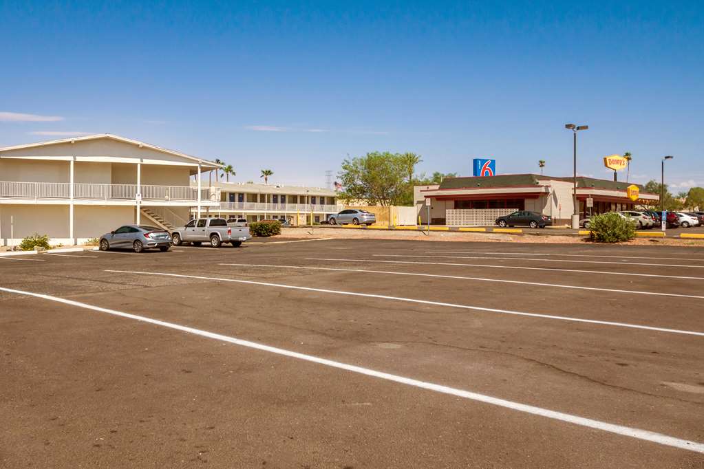 Motel 6 Youngtown AZ Phoenix Sun City - photo 3