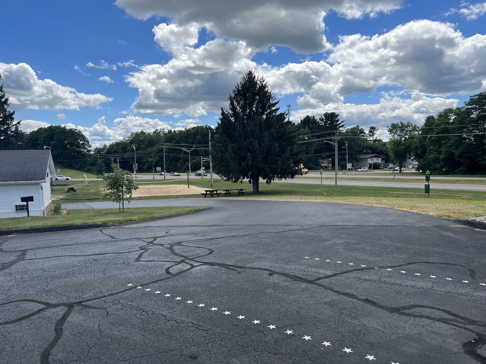 All Star Inn & Suites - photo 402