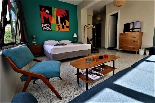 Central urban studio A — 4-Star Luxury Hotel in Athens, Greece