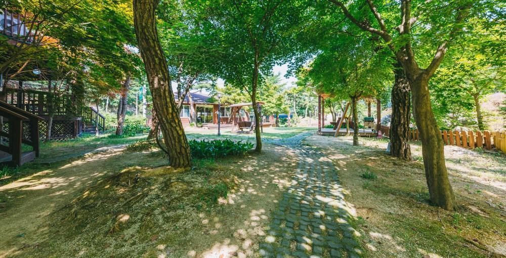 Very Special Trip Pension — 4-Star Luxury Hotel in Gapyeong, South Korea