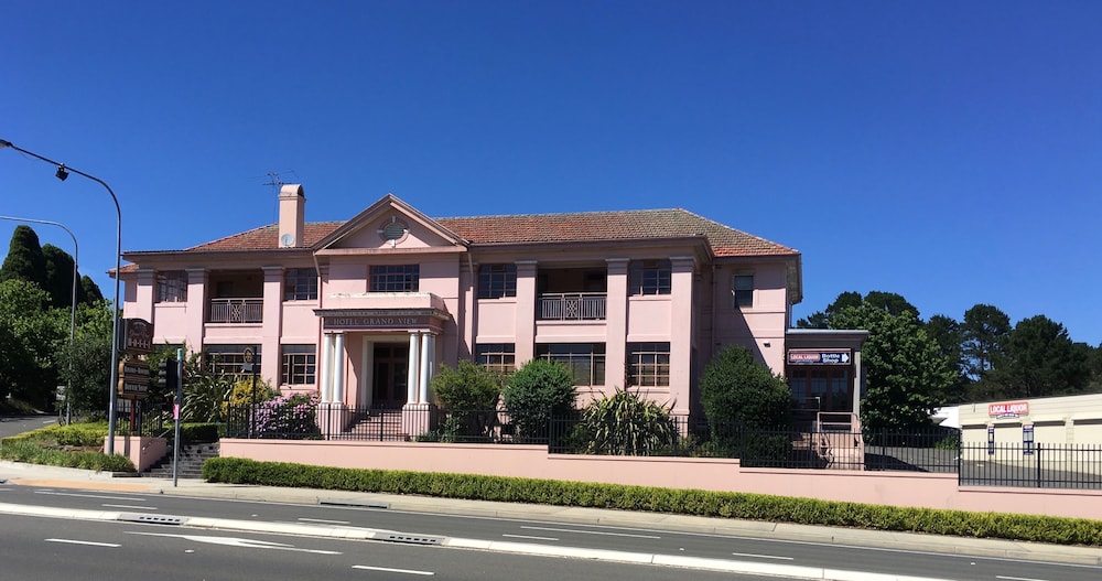 The Grand View Hotel