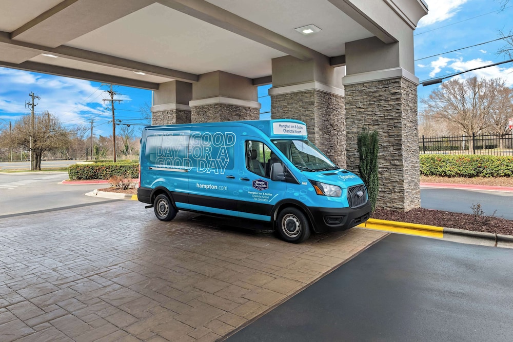 Hampton Inn & Suites Charlotte Airport - photo 53